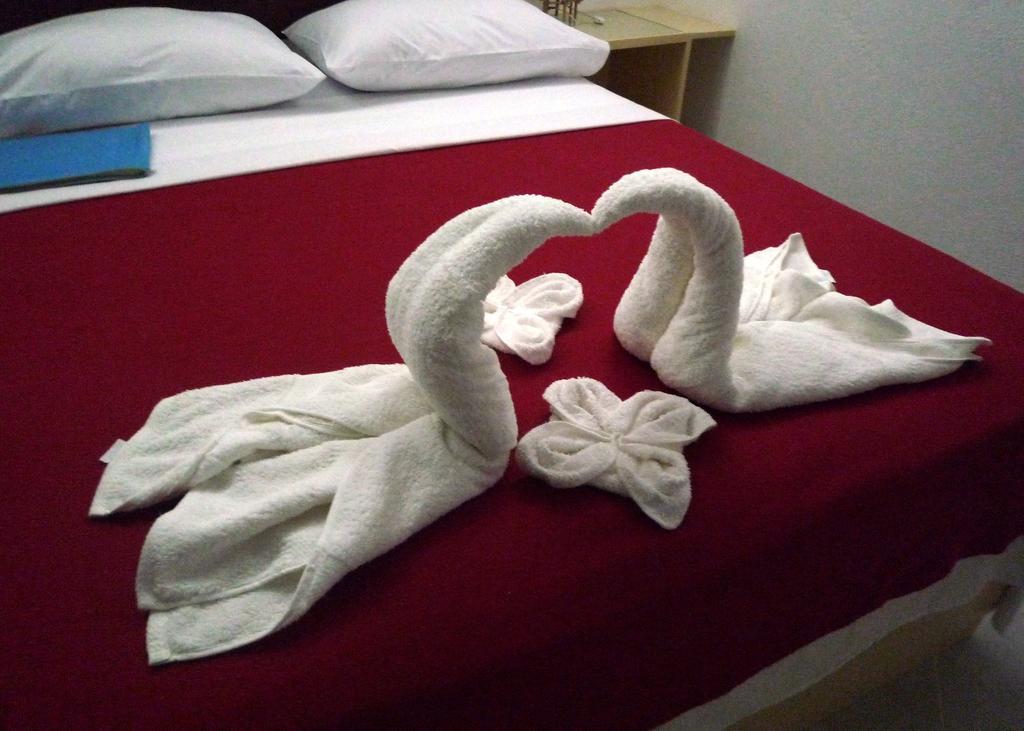 Island Jewel Inn Manoc-Manoc Kültér fotó