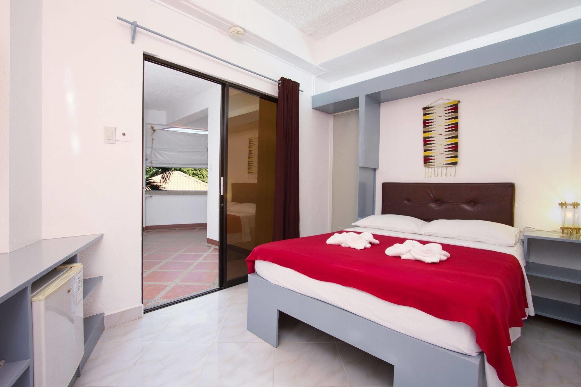 Island Jewel Inn Manoc-Manoc Kültér fotó