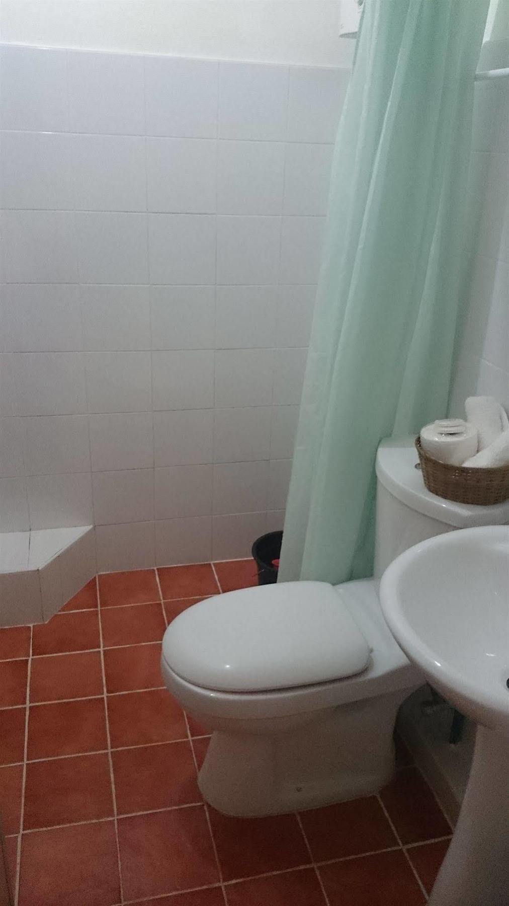 Island Jewel Inn Manoc-Manoc Kültér fotó