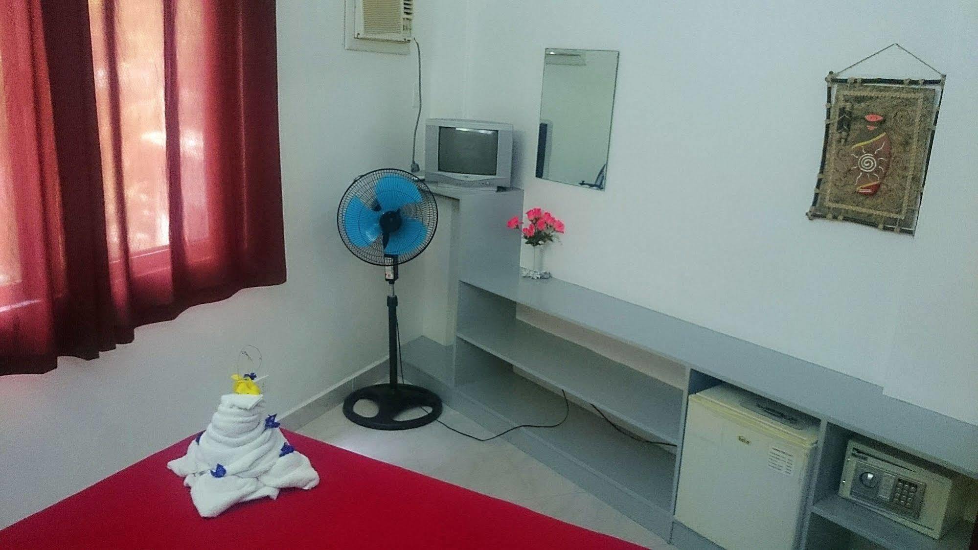 Island Jewel Inn Manoc-Manoc Kültér fotó